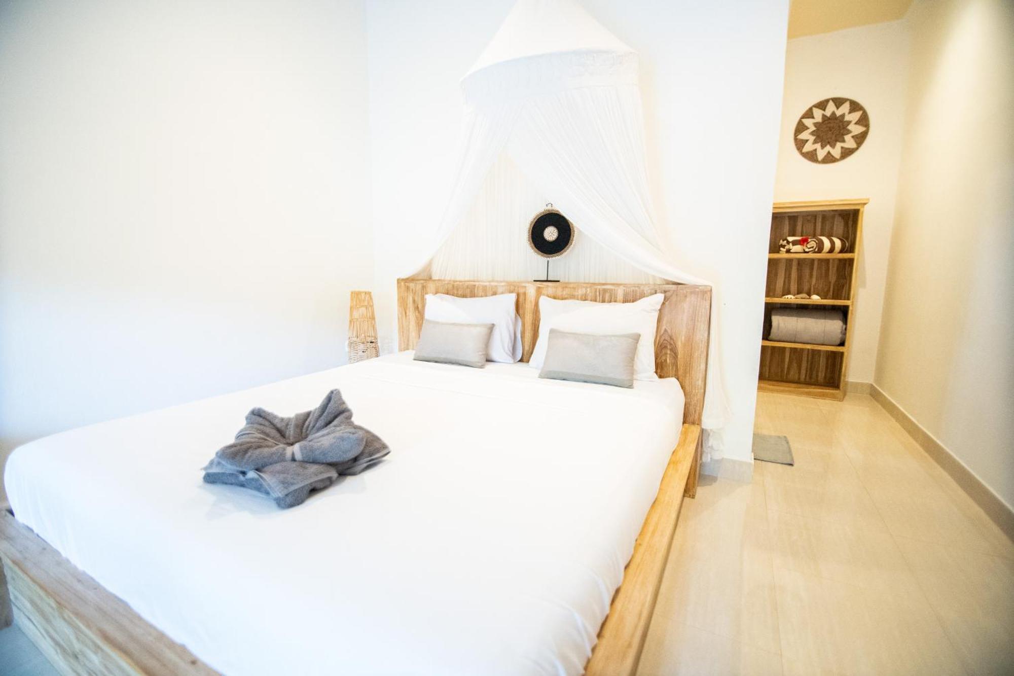 Rumah Singa - Holistic Healing Retreat Гили Еър Екстериор снимка