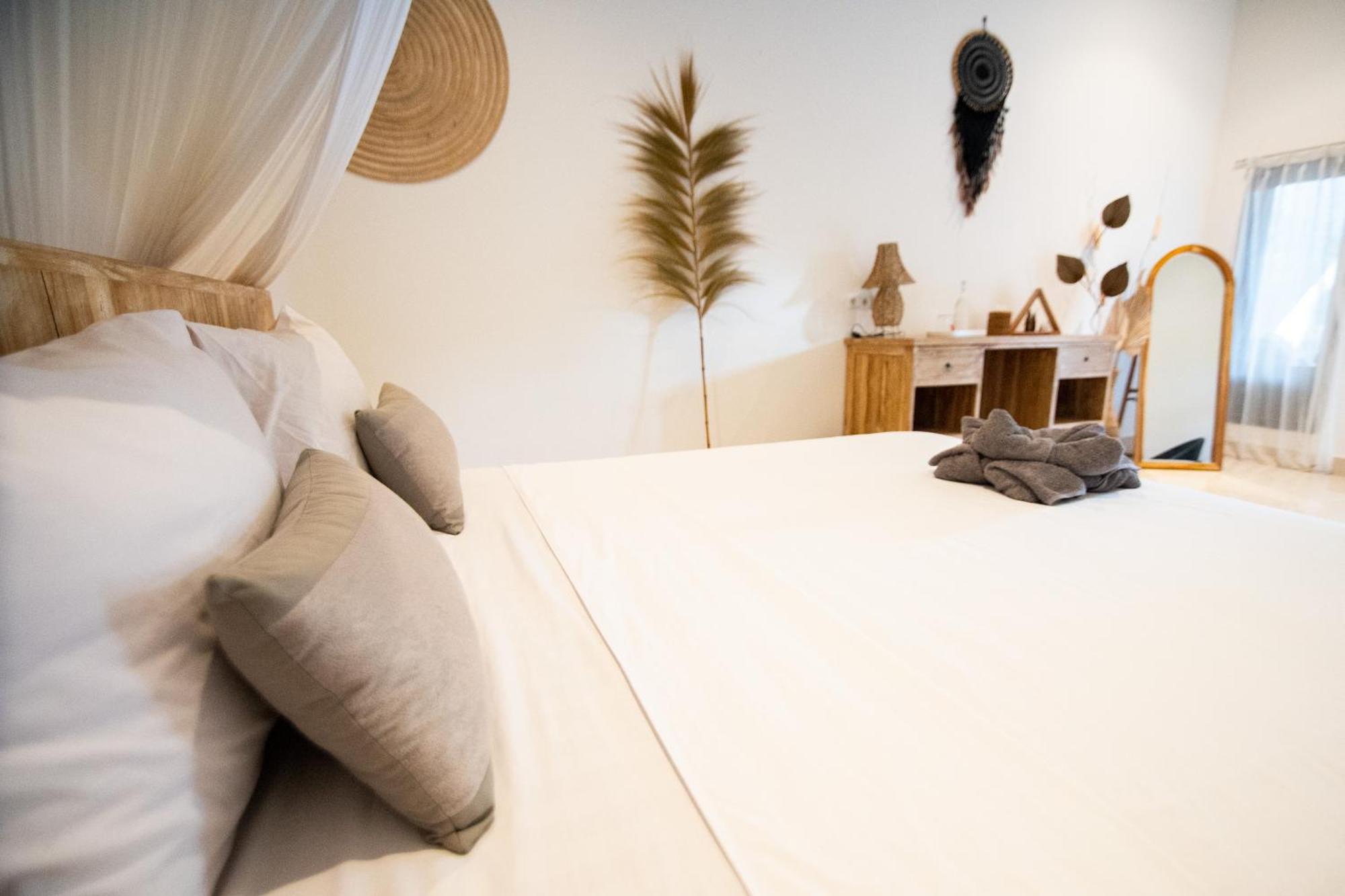 Rumah Singa - Holistic Healing Retreat Гили Еър Екстериор снимка