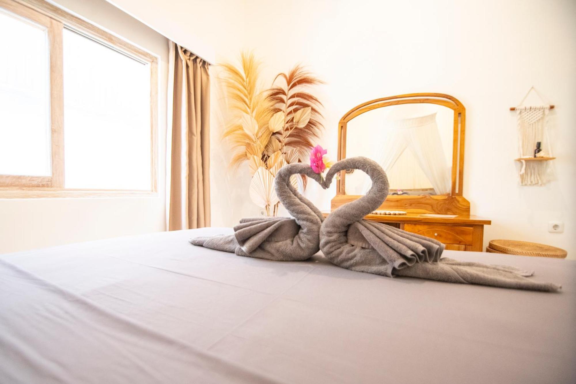 Rumah Singa - Holistic Healing Retreat Гили Еър Екстериор снимка