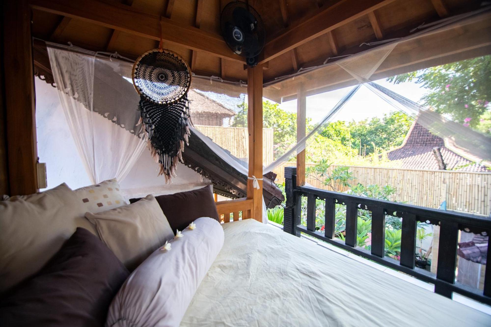 Rumah Singa - Holistic Healing Retreat Гили Еър Екстериор снимка